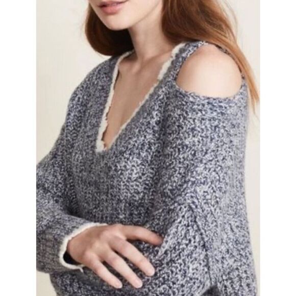Wildfox Echo Distressed Cold-Shoulder Sweater Women's Small - Picture 2 of 13